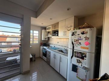 Departamento de 2 ambientes, Lanús · 2 Amb. C/coch. Apto Credito. en Venta en Lanus O.