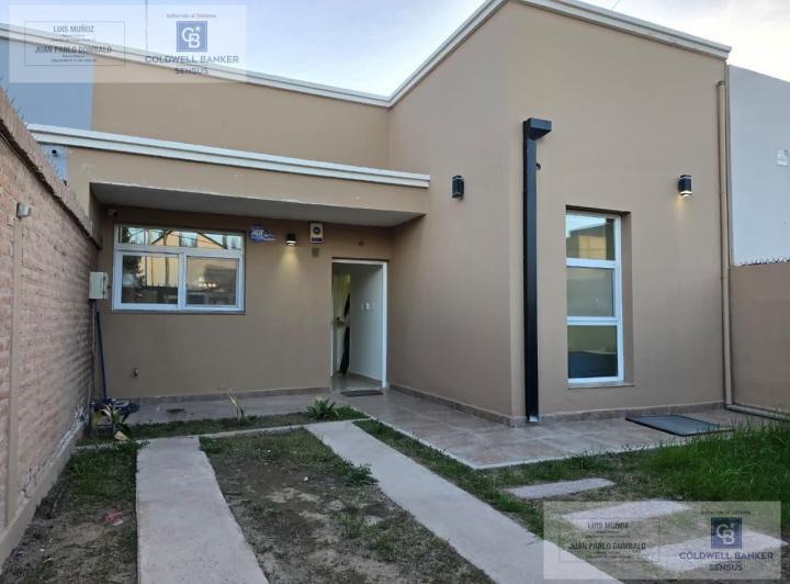 Casa · 124m² · 4 Ambientes · 2 Cocheras