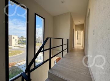Casa · 168m² · 4 Ambientes · 3 Cocheras · Hermosa Casa de 4 Amb a Estrenar en Haras Santa Maria - Financiacion!