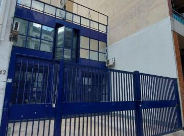 Local comercial · 176m² · Local en Monserrat