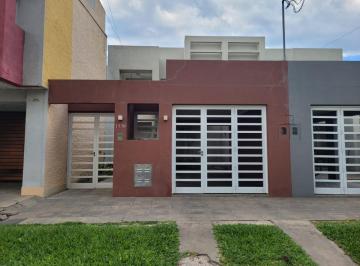 PH de 5 ambientes, Rafaela · Duplex en Venta, Barrio Pizzurno