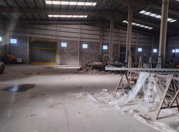 Bodega-Galpón · 1050m² · Alquiler Galpon Tipo Nave de 875 m Cubiertos