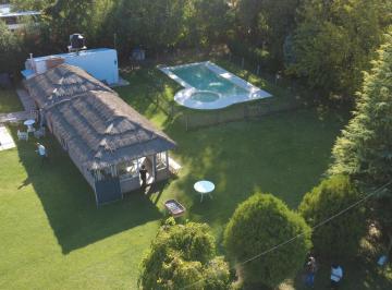 Casa · 292m² · Casa con 8.000 m², Pileta y Quincho en Cuadro Nacional