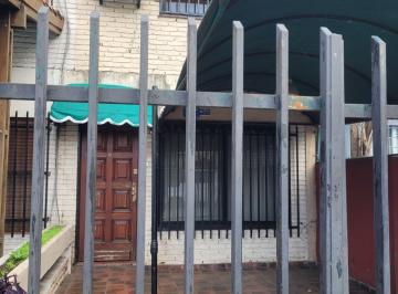 Casa de 3 ambientes, Morón · Duplex, en Venta Castelar Norte