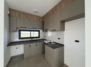 PH · 80m² · 3 Ambientes · 1 Cochera · Campos de Manantiales Dúplex Dos Dorm Dos Baños