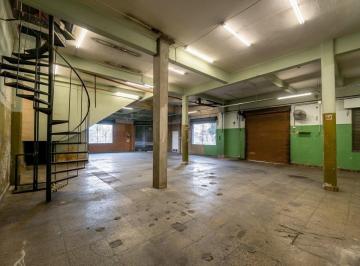 Oficina comercial · 367m² · 3 Cocheras · Local Esquina Comercial Sobre Av Illia | 367 m² Cubiertos | Local + Oficinas + Depósito