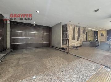 Garage · 9m² · Uriburu 1038