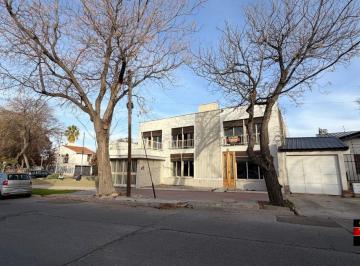 Casa de 7 ambientes, Ciudad de Mendoza · ¡Espacio, Ubicación y Potencial en Una de Las Zonas Más Buscadas de La Ciudad!