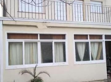 Casa · 150m² · 5 Ambientes · 2 Cocheras · Casa en Venta - 4 Dorm. 2 Baños - Cochera - 210 m² - Ituzaingó
