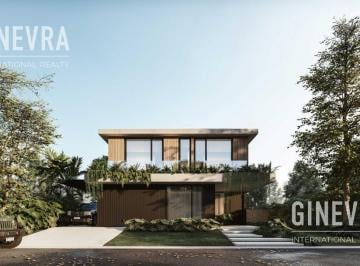 Casa · 300m² · 6 Ambientes · 2 Cocheras · Casa en Venta en Carpinchos, Nordelta