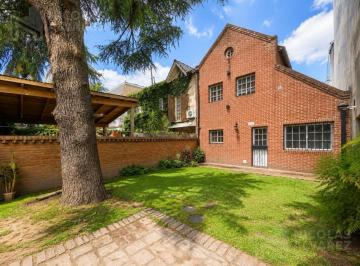 PH · 210m² · 4 Ambientes · 1 Cochera · Venta PH Tipo Casa 4 Ambientes en Venta con Gran Parque - Villa Luzuriaga