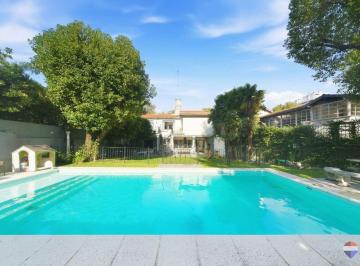 Casa · 471m² · 5 Ambientes · 1 Cochera · Casa Venta Belgano 5 Mb + Escrit, Coch, Jardín Pileta