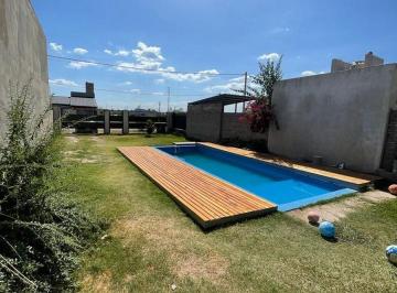 Casa · 120m² · 4 Ambientes · 1 Cochera · Venta - Casa 3 Dorm. en Alvear