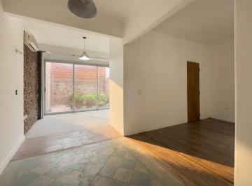 PH · 51m² · 2 Ambientes · Venta - PH con Patio - Refacción Avanzada - 50 m²