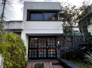 Foto · Casa en Alquiler con Cochera y Patio en Colinas de Vélez Sarsfield