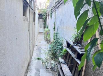 Casa · 82m² · 3 Ambientes · Venta Casa Interna No PH de 2 Dorm.