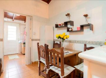 Casa · 157m² · 4 Ambientes · 2 Cocheras · Casa - 3 Dorm - Lote Ppio 200 m - Ituzaingo - Apto Crédito
