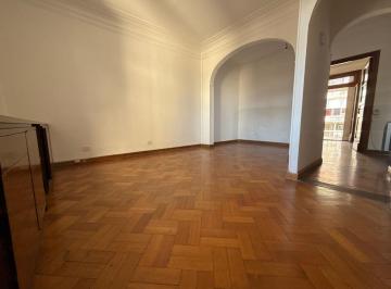 Departamento · 69m² · 3 Ambientes · Alquiler Depto 3 Ambientes con Balcon - Recoleta