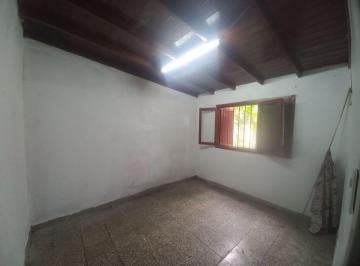 PH · 77m² · 2 Ambientes · PH a Refaccionar en Venta La Plata