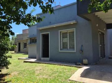 Casa · 88m² · 4 Ambientes · 2 Cocheras · Venta 2 Dptos a Estrenar en Merlo - Oportunidad!