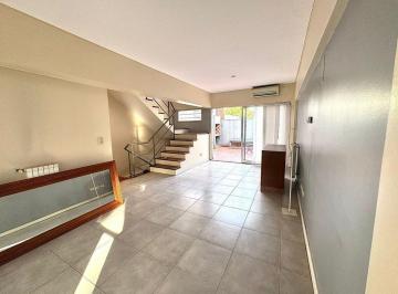Casa · 112m² · 4 Ambientes · 2 Cocheras · Triplex 4 Ambientes, Villa Devoto