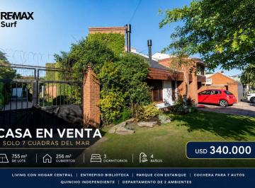 Casa · 256m² · 5 Ambientes · 2 Cocheras · Importante Casa + Quincho + Depto Independiente