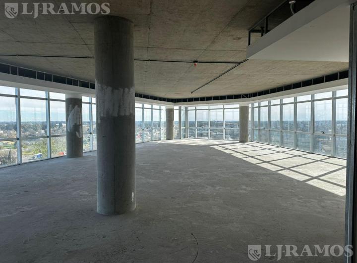Oficina comercial · 580m² · 1 Cochera