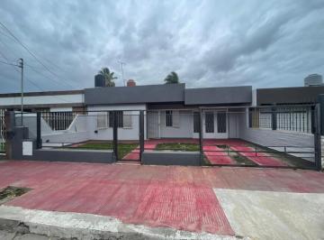 Casa · 135m² · 7 Ambientes · 1 Cochera · Casa de Dos Dormitoritos, Remodelada, en Barrio San Pablo