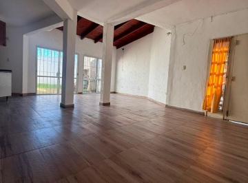 Casa de 5 ambientes, Córdoba · Venta Casa Tres Dorm. Barrio Las Lilas