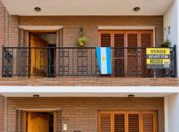 Casa de 4 ambientes, Córdoba · Casa de 47 m² con 2 Habitaciones en Venta en San Martín