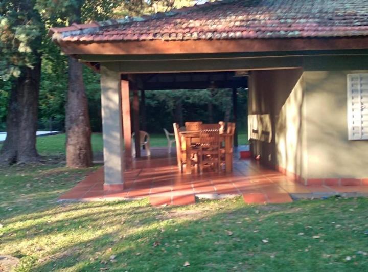 Casa · 80m² · 3 Ambientes · 3 Cocheras
