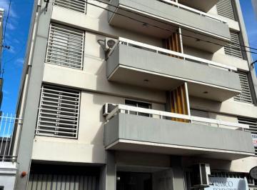 Departamento de 4 ambientes, Ciudad de Santa Fe · Departamento en Alquiler en Santa Fe Capital. Rioja 3000.
