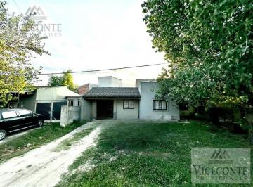 Casa de 4 ambientes, Chascomús · Casa 155 m², a 200 m de La Laguna. Orzali 559 E/ 11 de Septiembre y Tucumán. Chascomús, Provincia