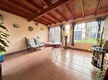 Casa · 150m² · 5 Ambientes · 2 Cocheras · Casa Venta 5 Ambientes Jardin Quincho y Galpon