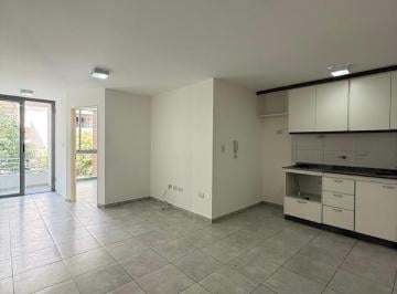 Departamento · 50m² · 2 Ambientes · Alquilo Departamento de 1 Dormitorio en Barrio General Paz