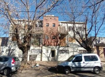 Departamento · 43m² · 3 Ambientes · Departamento de 2 Dorm. con Patio en Venta La Plata