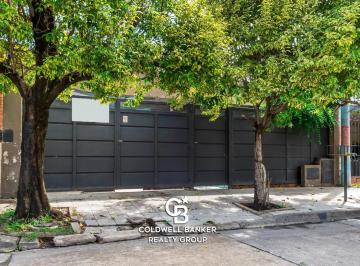 Casa · 90m² · 4 Ambientes · 1 Cochera · Casa en Venta Barrio Ferroviario (Zona Tres Cerritos)
