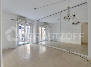 Departamento · 46m² · 3 Ambientes · Departamento en Venta en Recoleta. Dos Dorm., Pileta en El Edificio