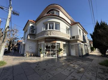 Local comercial · 66m² · Local en Excelente Esquina de Calle Alem