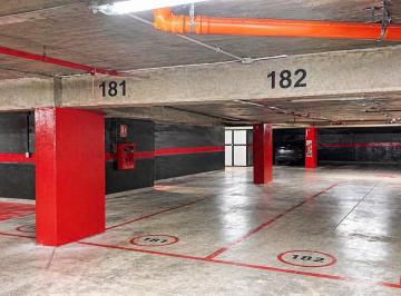 Garage · 14m² · Cochera en Godoy Cruz - Edificio Natania 61
