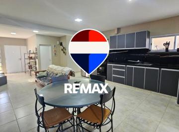 Casa · 125m² · 5 Ambientes · 1 Cochera · Casa Venta en Estacion Alvarado Zona Sur