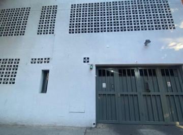 Garage · 10m² · Cochera en Lanús Oeste