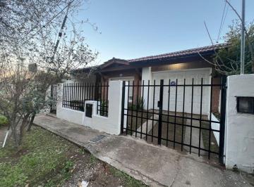 Casa de 4 ambientes, Córdoba · Casa 2 Dorm con Cochera y Quincho - B Quebrada de Las Rosas