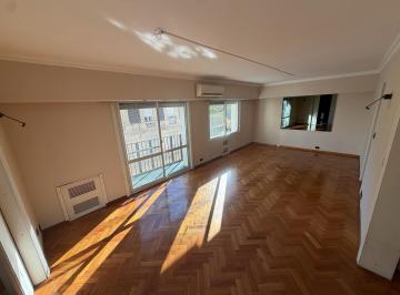 Departamento · 100m² · 3 Ambientes · Increible Semipiso con Vista a Plaza Vicente Lopez en Edificio de Categoria Estilo Frances.
