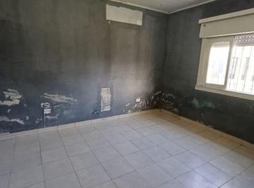 Casa de 3 ambientes, Lomas de Zamora · Casa de 3 Ambientes en Alquiler en Lomas de Zamora