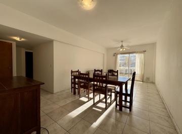 Departamento · 95m² · 4 Ambientes · Departamento 4 Ambientes en Zona Centro Para Alquiler
