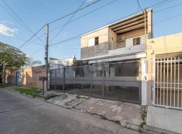 Casa · 160m² · 5 Dormitorios · Venta de Casa en Guadalupe Oeste - Ciudad de Santa Fe