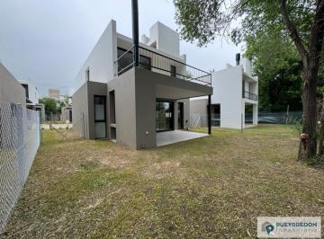 Casa · 170m² · 5 Ambientes · 2 Cocheras · Duplex en Alquiler en Housing La Escondida