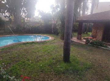 Casa · 180m² · 4 Ambientes · 3 Cocheras · Venta Casa 4 Amb Jose Marmol Patio Cochera Pileta