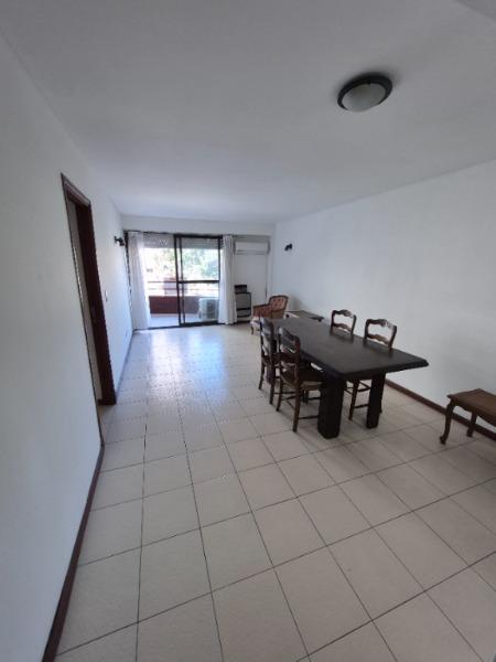 Semipiso 2 amb, 53m² con balcón — La Perla
